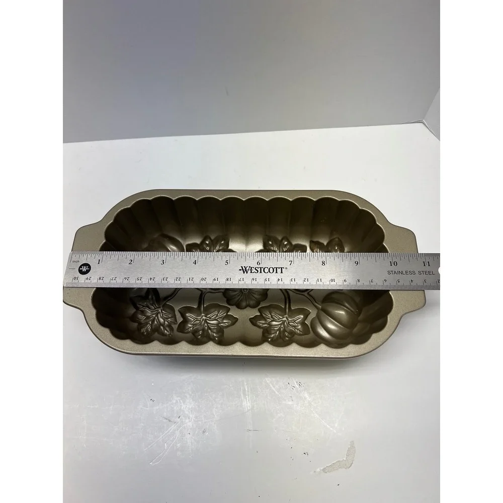 Nordic Ware 3D Pumpkin Patch Loaf Pan Autumn‎ Fall Baking Mold USA